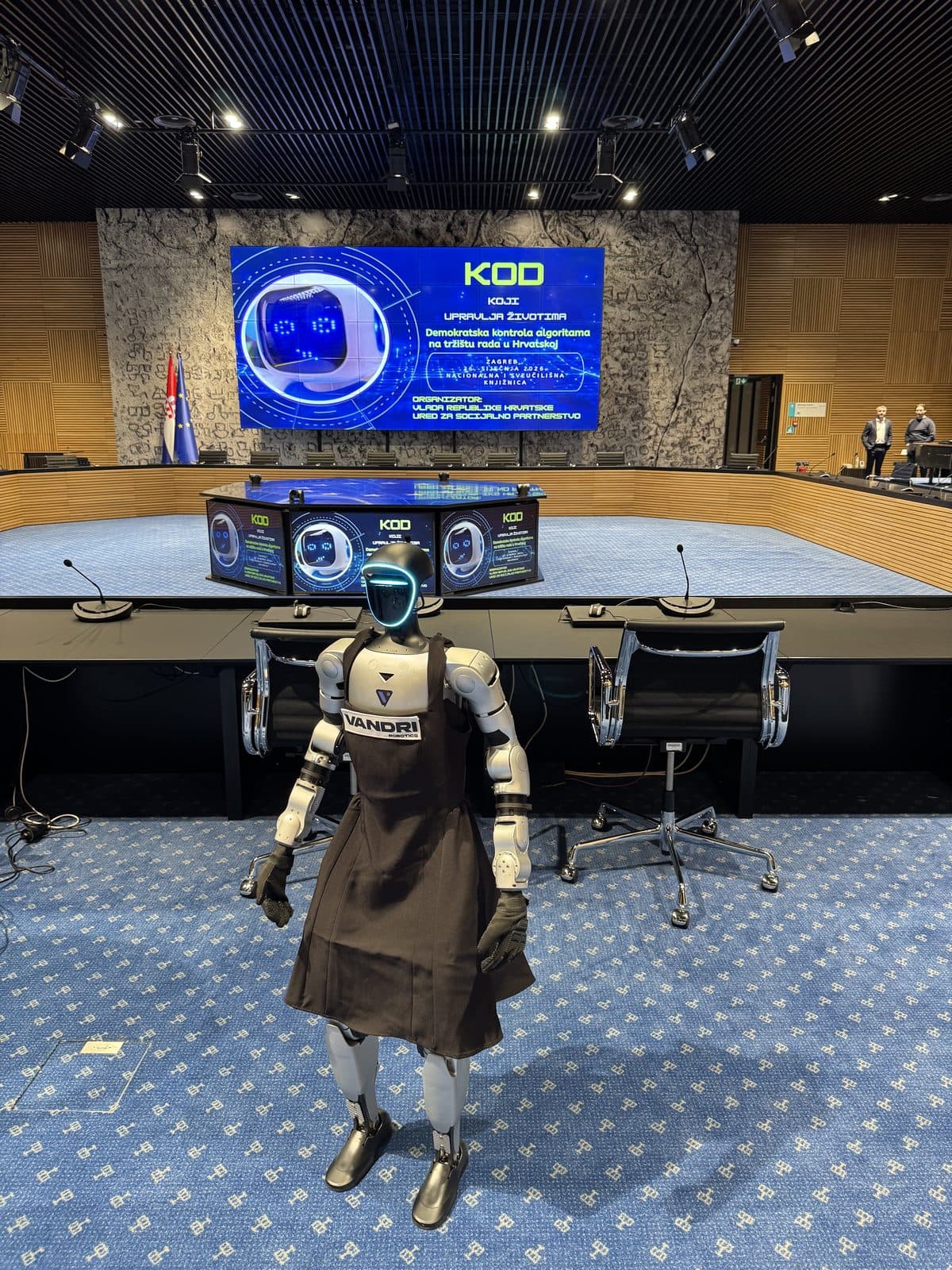 Konferencija · Tonka